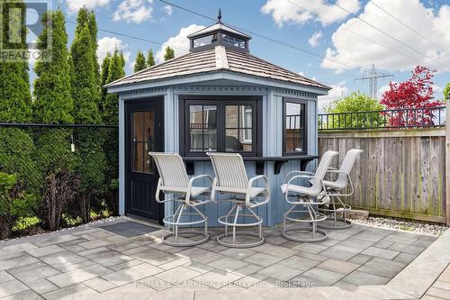 4176 Saunders Crescent, Burlington, ON - Outdoor With Deck Patio Veranda