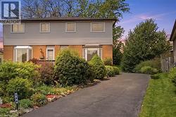144 BELLINGHAM Drive  Hamilton, ON L8V 4M8