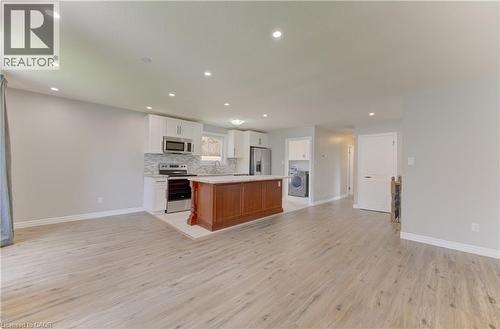 51 Coach Hill Drive, Kitchener, ON - Indoor Photo Showing Kitchen