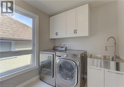 51 Coach Hill Drive, Kitchener, ON - Indoor Photo Showing Laundry Room