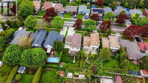 51 Coach Hill Drive, Kitchener, ON - Outdoor