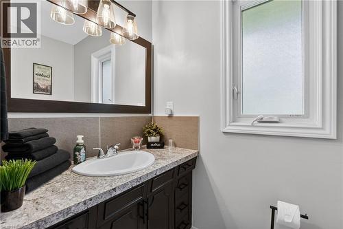 3349 Culp Road, Lincoln, ON - Indoor Photo Showing Bathroom