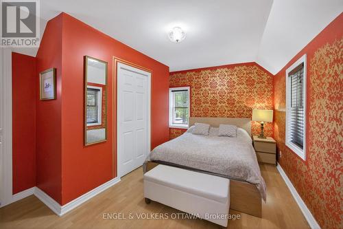 60 Glynn Avenue, Ottawa, ON - Indoor Photo Showing Bedroom