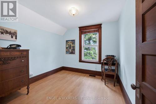 60 Glynn Avenue, Ottawa, ON - Indoor