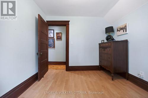 60 Glynn Avenue, Ottawa, ON - Indoor