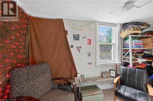 227 Sherman Avenue S, Hamilton, ON - Indoor