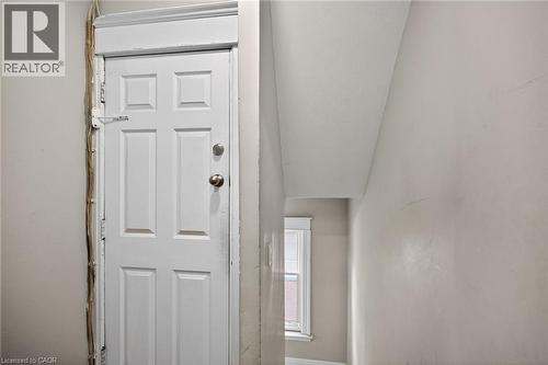 227 Sherman Avenue S, Hamilton, ON - Indoor Photo Showing Other Room