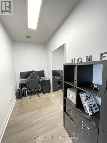 309 - 56 Annie Craig Drive, Toronto, ON - Indoor