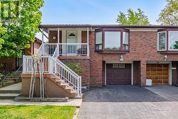18 ZEALAND ROAD Toronto, ON M9R 3W4