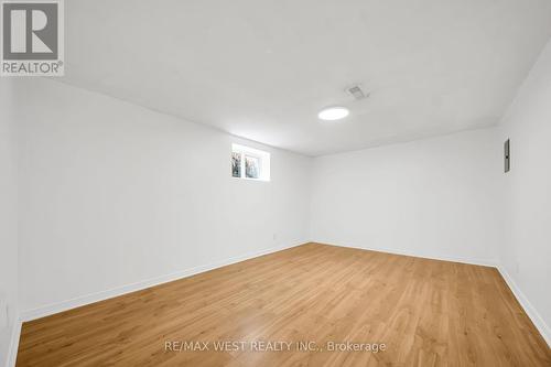 Lower - 62 Greendale Crescent, Kitchener, ON - Indoor Photo Showing Other Room