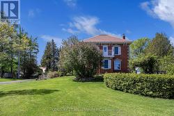 Century Home Built in 1910 - 