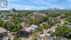 741 MILVERTON BOULEVARD Toronto, ON M4C 1Y3