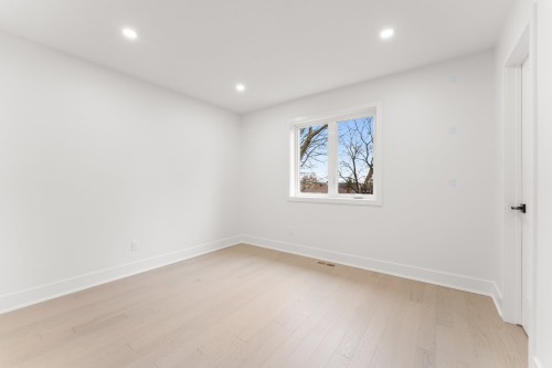 Bedroom - 7 Rue Lavigne, Boisbriand, QC 