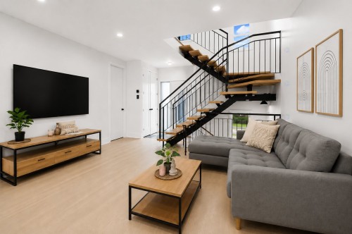 Living Room - 7 Rue Lavigne, Boisbriand, QC 