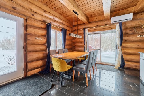 Dining Room - 472 Ch. Champigny, Larouche, QC - Indoor Photo Showing Dining Room