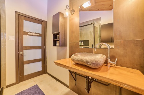 Bathroom - 472 Ch. Champigny, Larouche, QC - Indoor
