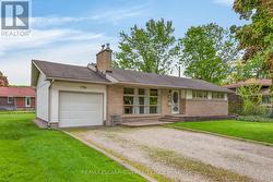 31 LARCHWOOD DRIVE St. Catharines, ON L2T 2H4