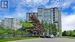 512 - 7440 BATHURST STREET Vaughan, ON L4J 7K8