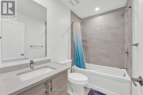 442 Sunnyside Avenue, Ottawa, ON - Indoor Photo Showing Bathroom