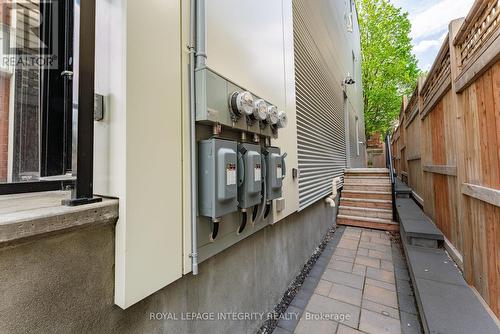 442 Sunnyside Avenue, Ottawa, ON - Outdoor With Exterior