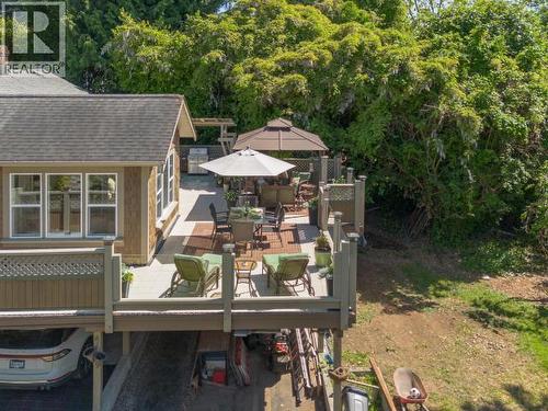 4215 Westview Ave, Powell River, BC - Outdoor