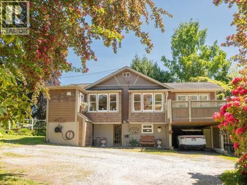 4215 Westview Ave, Powell River, BC - Outdoor