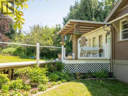 4215 Westview Ave, Powell River, BC - Outdoor With Deck Patio Veranda