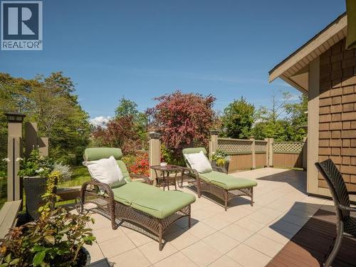 4215 Westview Ave, Powell River, BC - Outdoor With Deck Patio Veranda