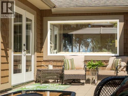 4215 Westview Ave, Powell River, BC - Outdoor With Deck Patio Veranda With Exterior