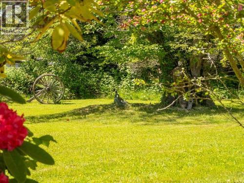 4215 Westview Ave, Powell River, BC - Outdoor