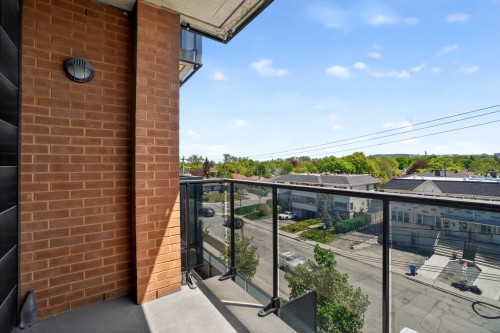 Balcon - 310-775 Av. Plymouth, Mont-Royal, QC - Outdoor With Exterior