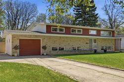 723 Haney ST  Winnipeg, MB R3R 0Y7