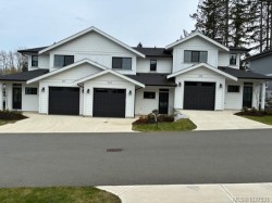 #203-2580 Brookfield Dr Courtenay, BC V9N 0J8