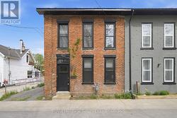 42 MARGARET STREET Port Hope, ON L1A 1Y3