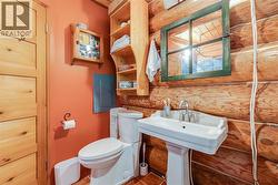 Bathroom on main level - 