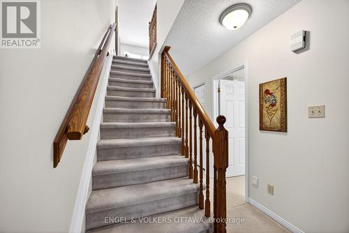 36 Brigadier Private, Ottawa, ON - Indoor Photo Showing Other Room