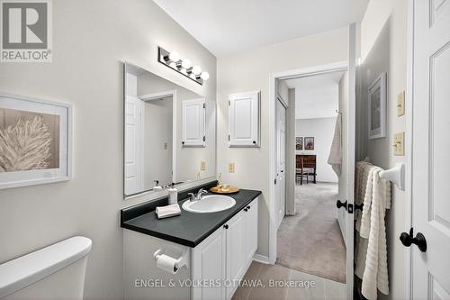 36 Brigadier Private, Ottawa, ON - Indoor Photo Showing Bathroom