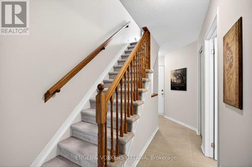 36 Brigadier Private, Ottawa, ON - Indoor Photo Showing Other Room