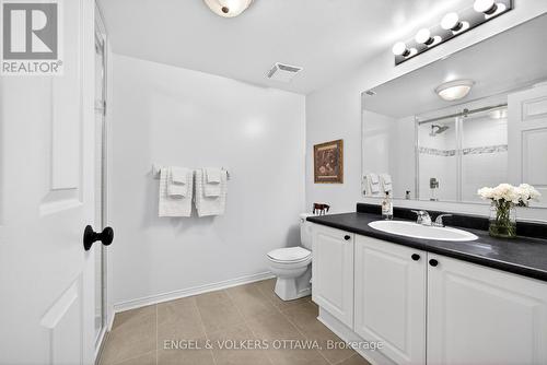 36 Brigadier Private, Ottawa, ON - Indoor Photo Showing Bathroom