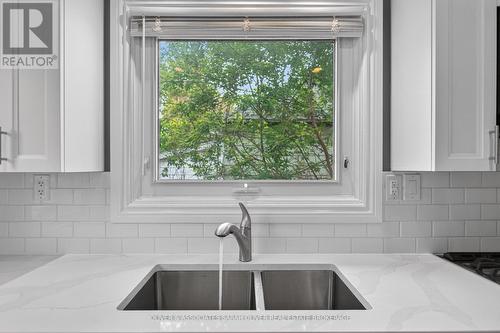 24 Third Avenue, St. Thomas, ON - Indoor Photo Showing Kitchen With Double Sink