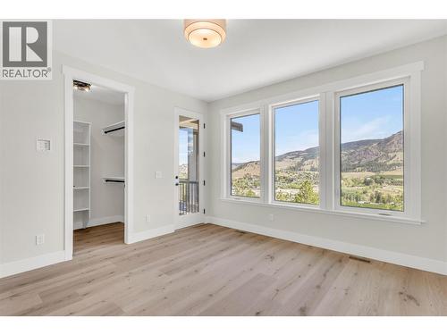 Master Bedroom - 2150 Montenegro Drive, Kelowna, BC - Indoor Photo Showing Other Room