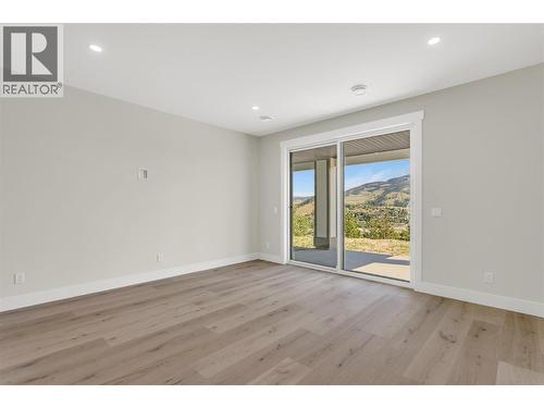 2150 Montenegro Drive, Kelowna, BC - Indoor Photo Showing Other Room