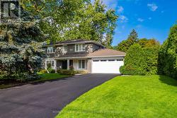 1705 MAZO CRESCENT  Mississauga, ON L5J 1Y9