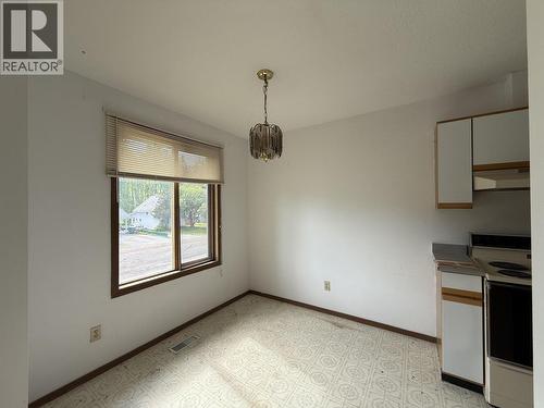 3512 Second Avenue, Smithers, BC - Indoor Photo Showing Other Room