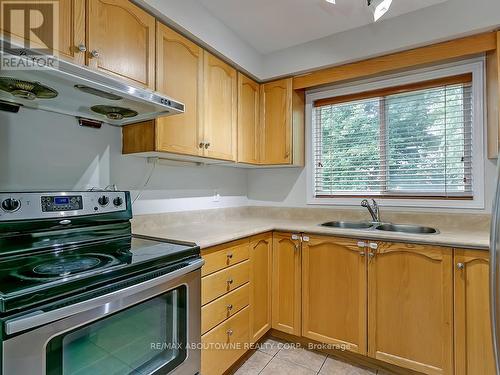 1310 Blanshard Drive, Burlington, ON - Indoor Photo Showing Kitchen With Double Sink