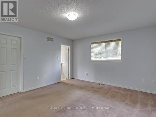 1310 Blanshard Drive, Burlington, ON - Indoor Photo Showing Other Room