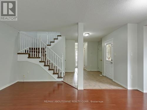 1310 Blanshard Drive, Burlington, ON - Indoor Photo Showing Other Room