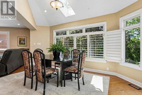 3170 Plum Tree Crescent, Mississauga, ON - Indoor Photo Showing Dining Room