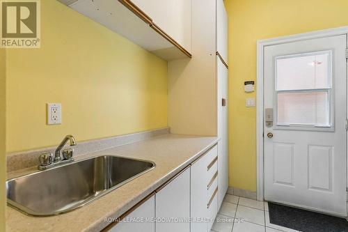 3170 Plum Tree Crescent, Mississauga, ON - Indoor