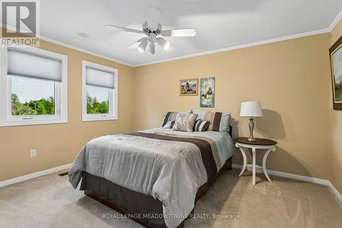 3170 Plum Tree Crescent, Mississauga, ON - Indoor Photo Showing Bedroom